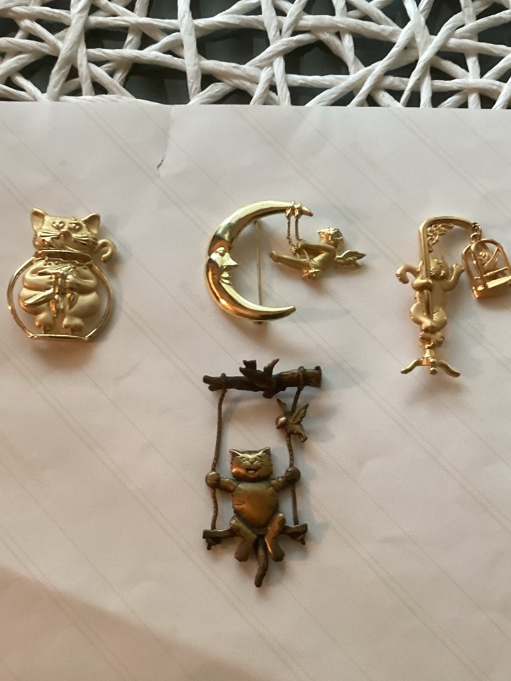 Gold-tone Cat and Moon Vintage-style Brooch Set by J J Jonette